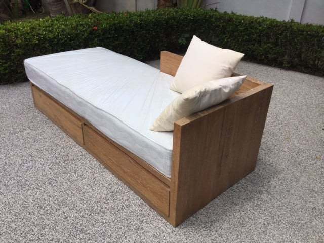 Made to Order Furniture. - Daybed 012-01