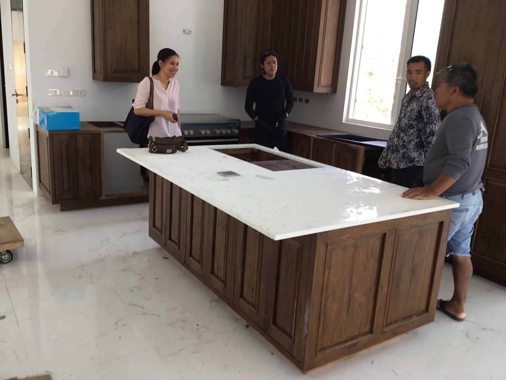 Made to Order Furniture. - Kitchen 014-01