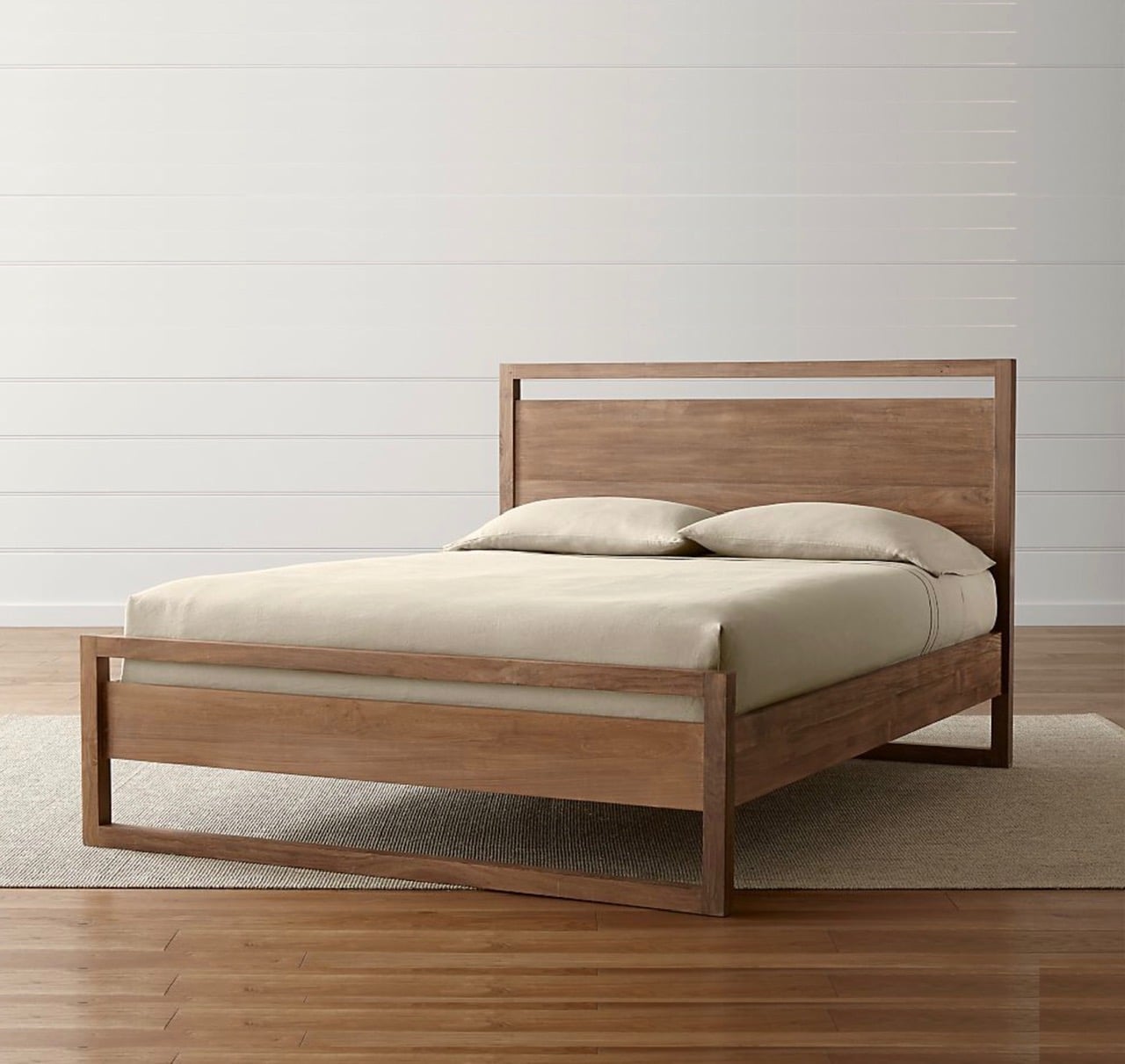 Made to Order Bedroom Furniture. - Beds 075-01