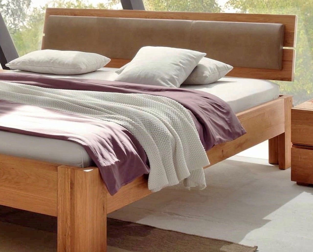 Made to Order Bedroom Furniture. - Beds 079-01