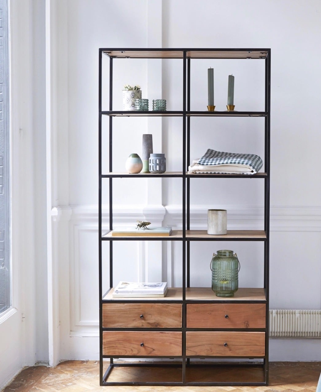 Made to Order Furniture. - Book Cases 031-01