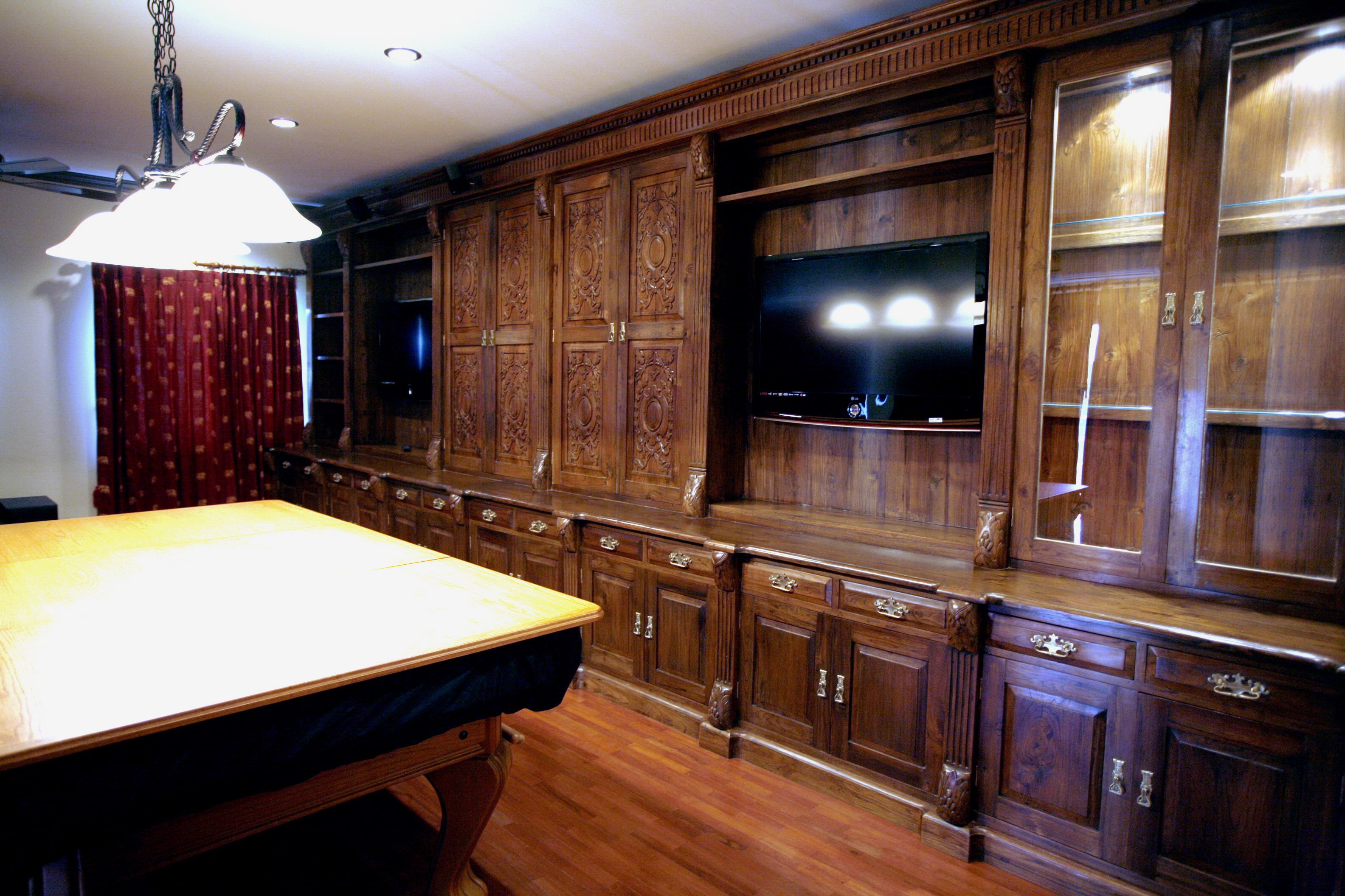 Made to Order Furniture. - Book Cases 049-01