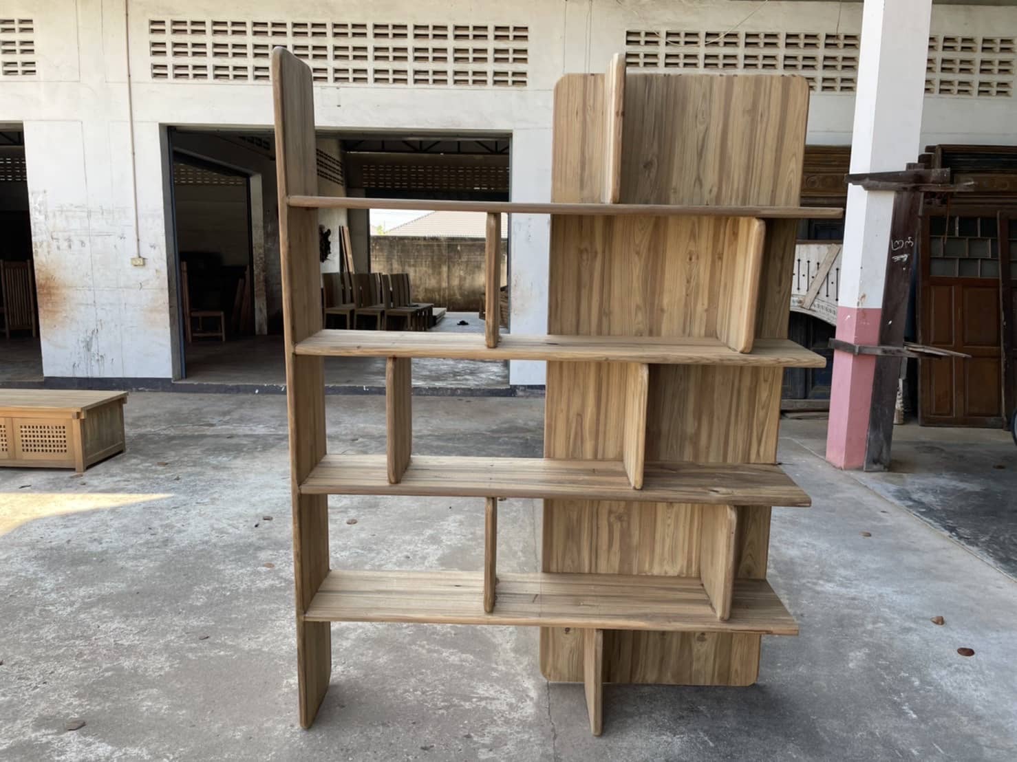 Made to Order Furniture. - Book Cases 055-01