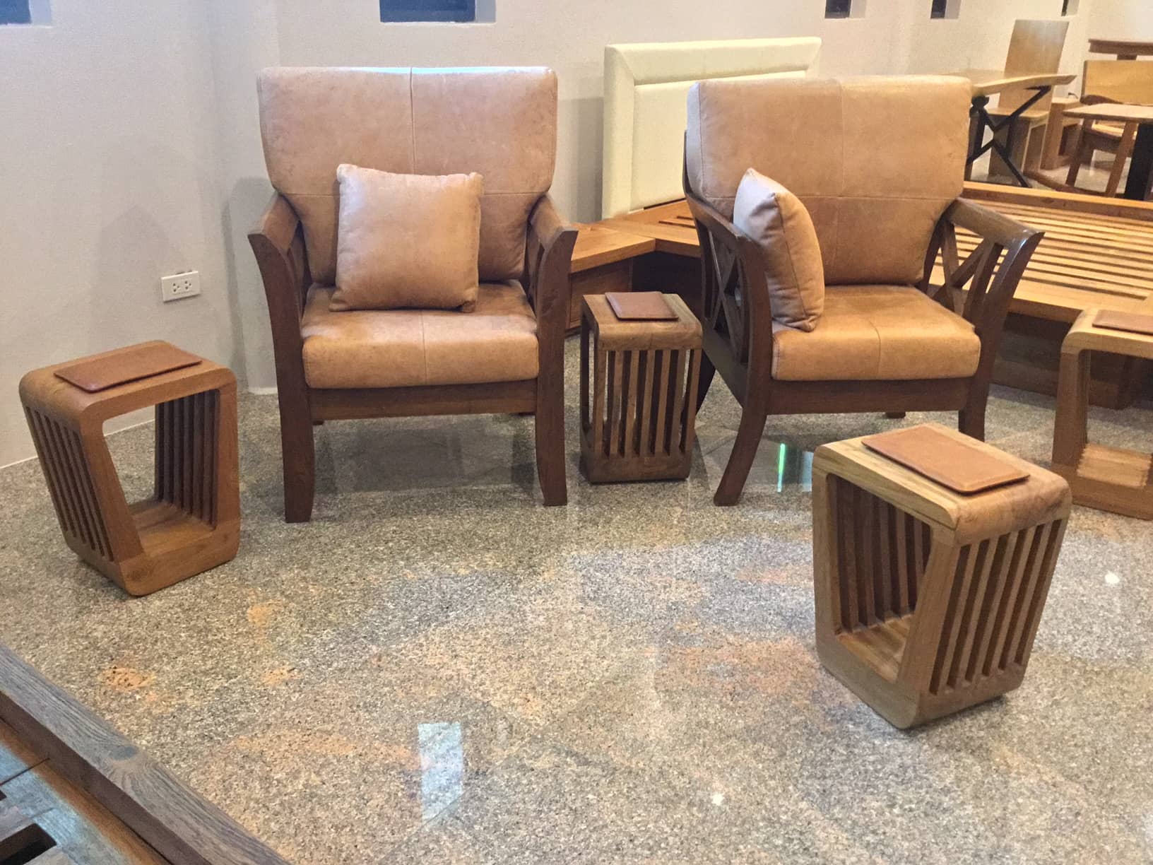 Made to Order Furniture. - Occasional Tables 001-01